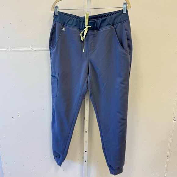 Figs Zamora Jogger Scrub Pants™ Petite Nurse Uniform Medium Space Navy - Picture 1 of 14